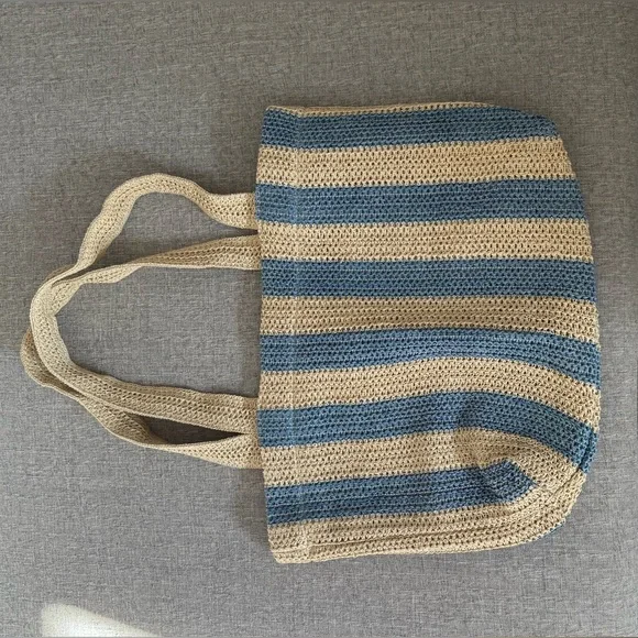 H&M Straw Bag - Picture 7 of 7